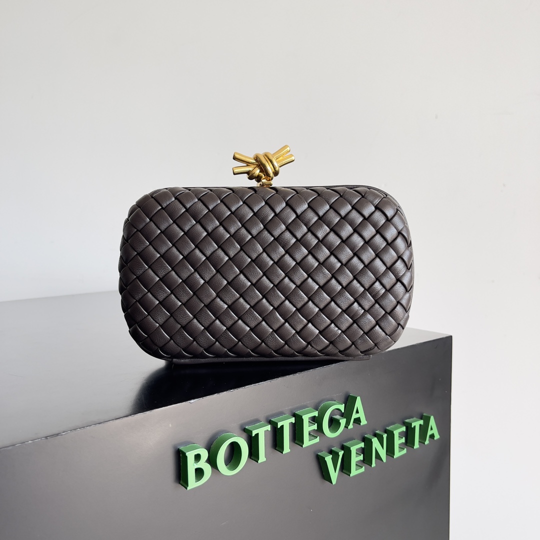 TOP Bottega Veneta BV Knot Bag - 2 Colors