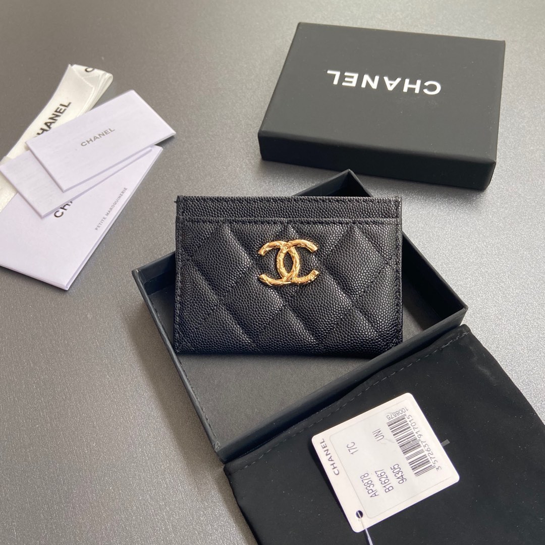 TOP CHANEL Card Holder Calfskin 11x7.5cm - Black & GHW