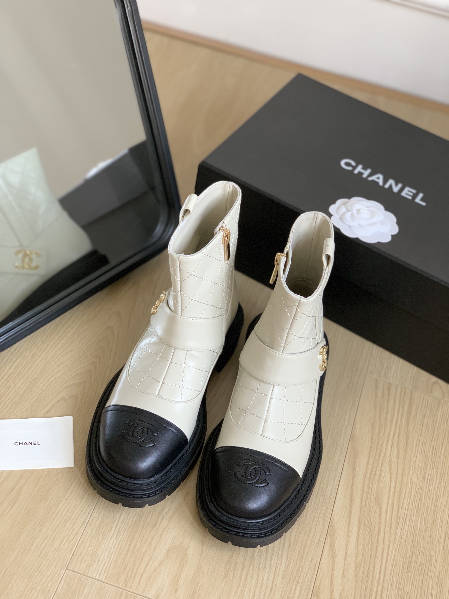 TOP CHANEL Classic Thick Heel Boots - 3 Colors