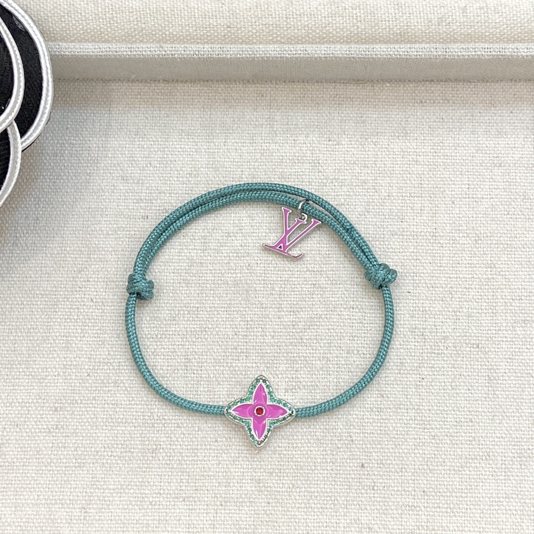 TOP Louis Vuitton LV Bracelet - 4 Colour