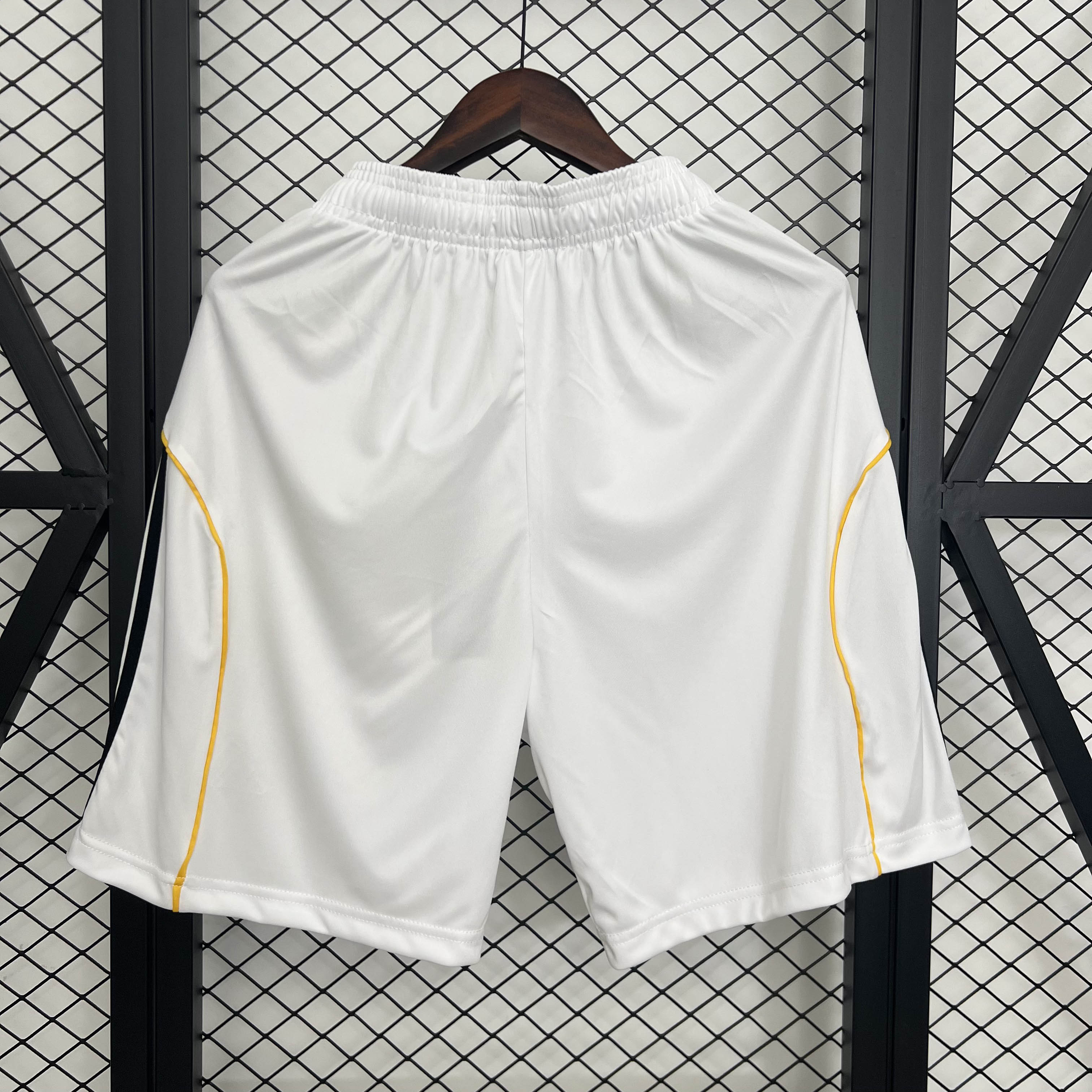 2025/2026 Real Madrid Home Shorts 1:1 Thai Quality