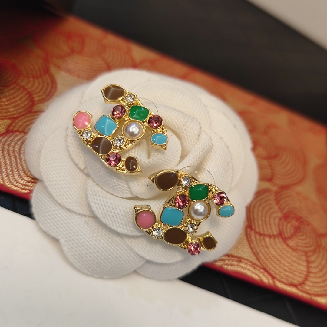 TOP CHANEL CC Earrings - Gold