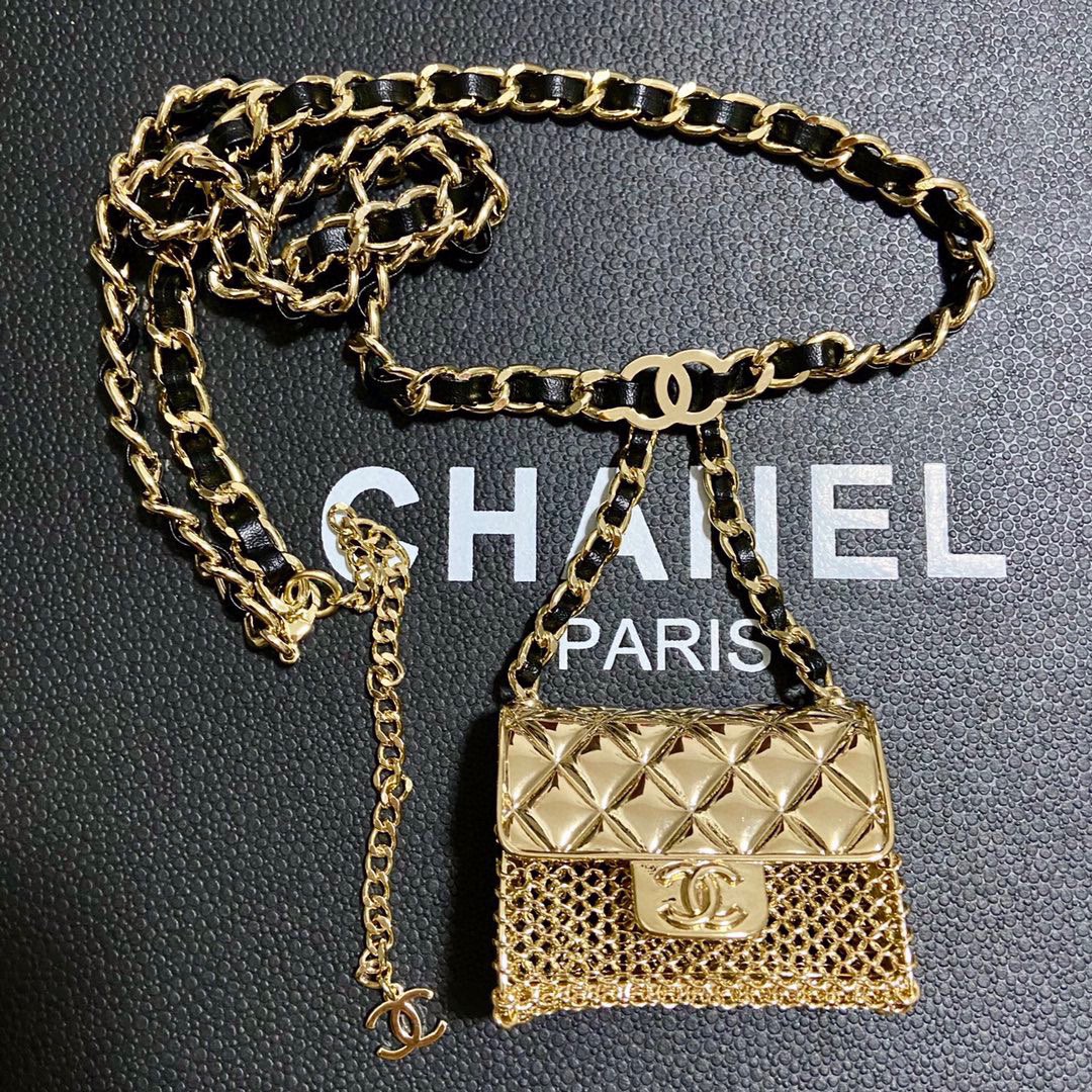 TOP CHANEL Waist Chain With Mini bag