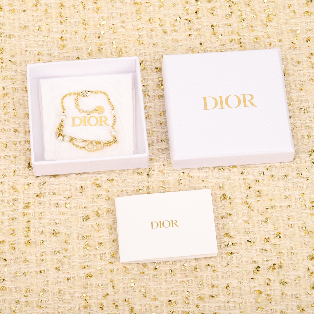 TOP Christian Dior CD Bracelet
