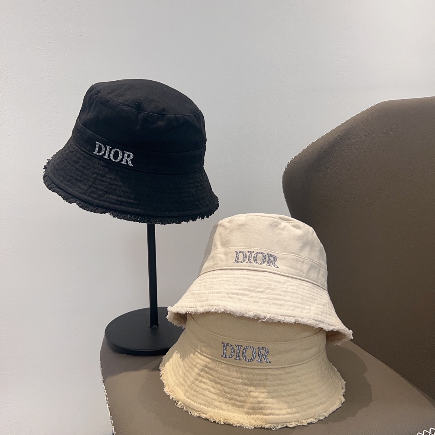 TOP Christian Dior Fisherman's Hat - 3 Color
