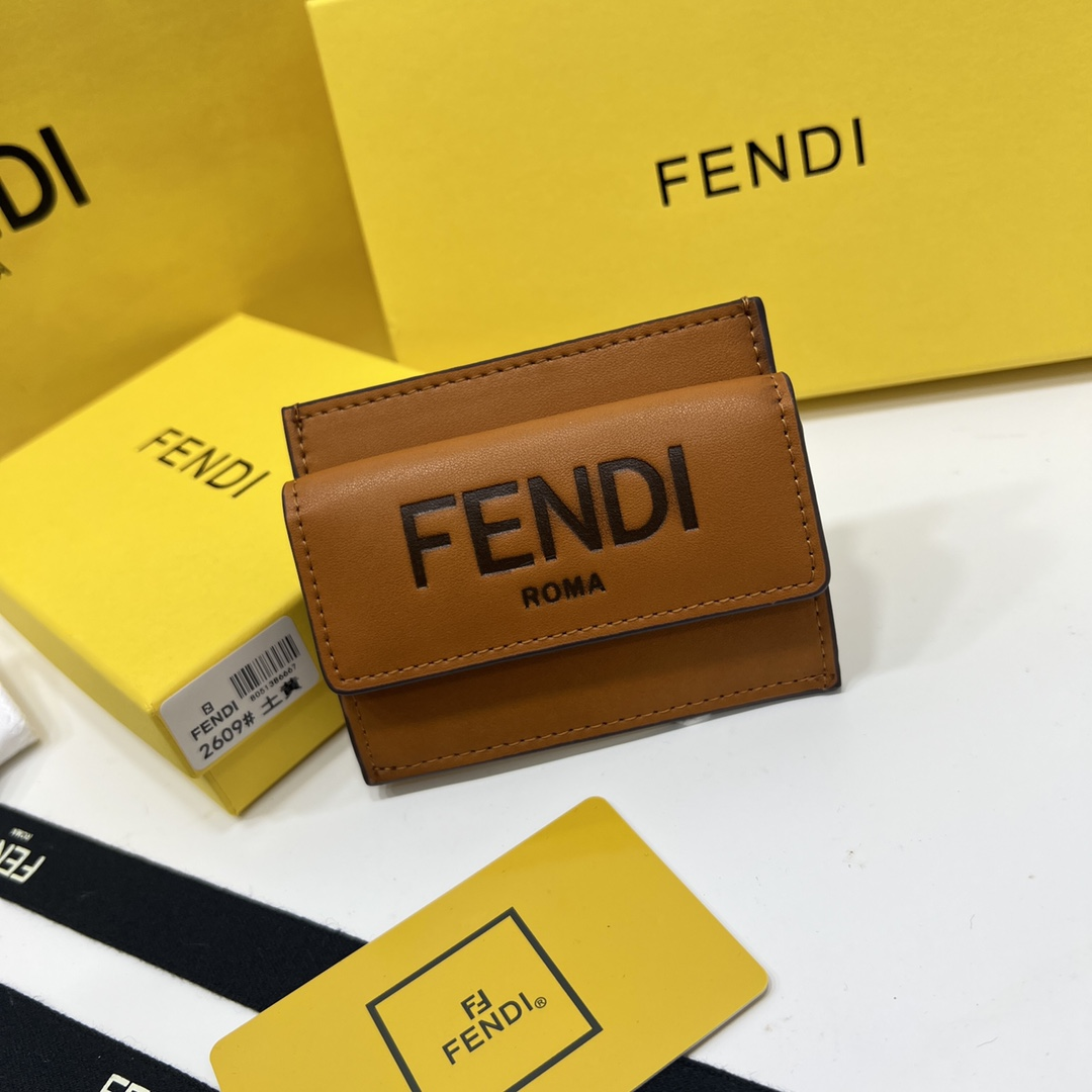 FENDI Snap Leather Wallet  (Replica)