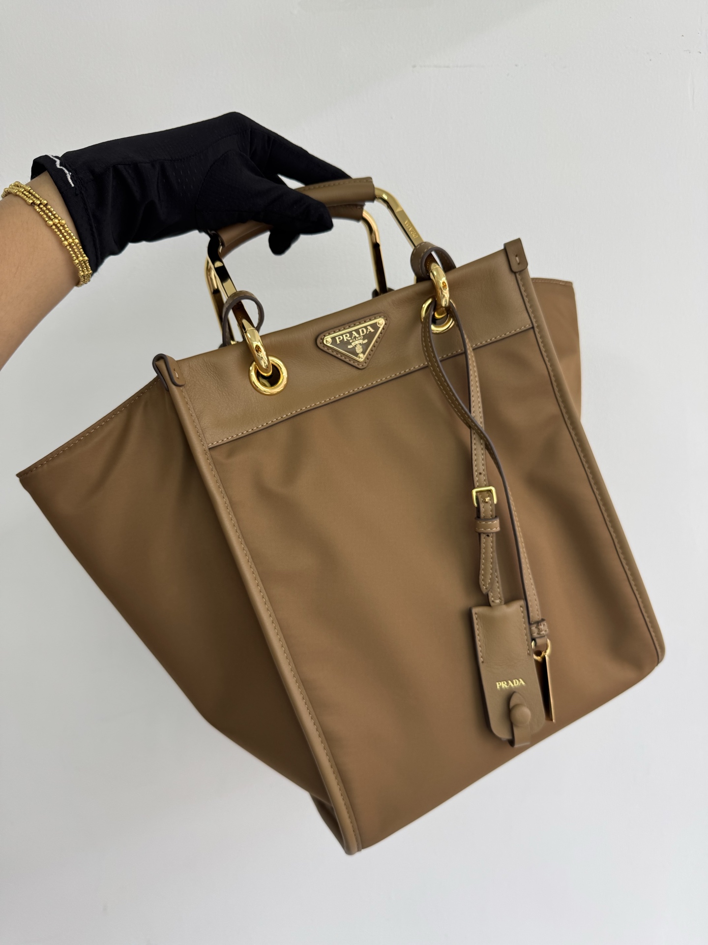 TOP PRADA Re-Nylon Hobo Bag 23x28.5x15cm - 2 Color