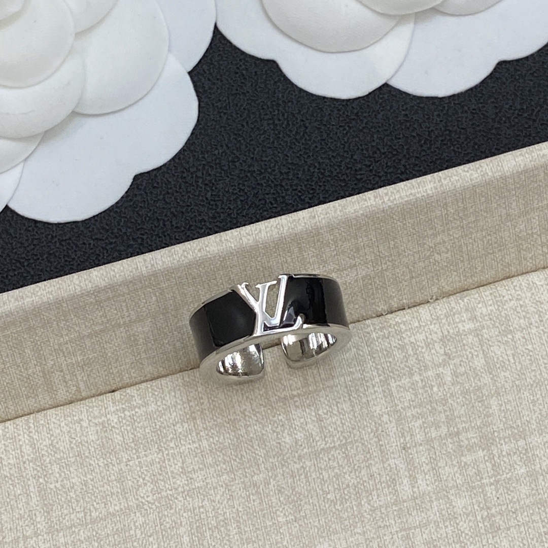TOP Louis Vuitton LV Ring-3 Colors