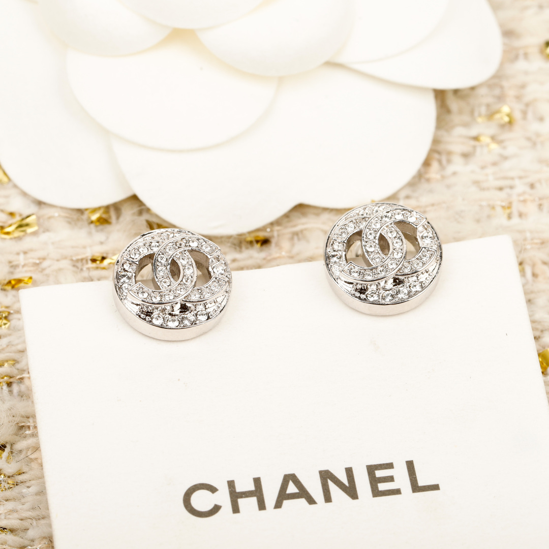 TOP CHANEL CC Earrings - Sliver
