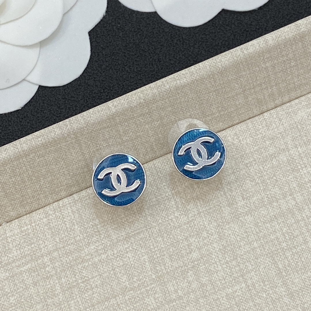 TOP CHANEL Earrings - 2 Color