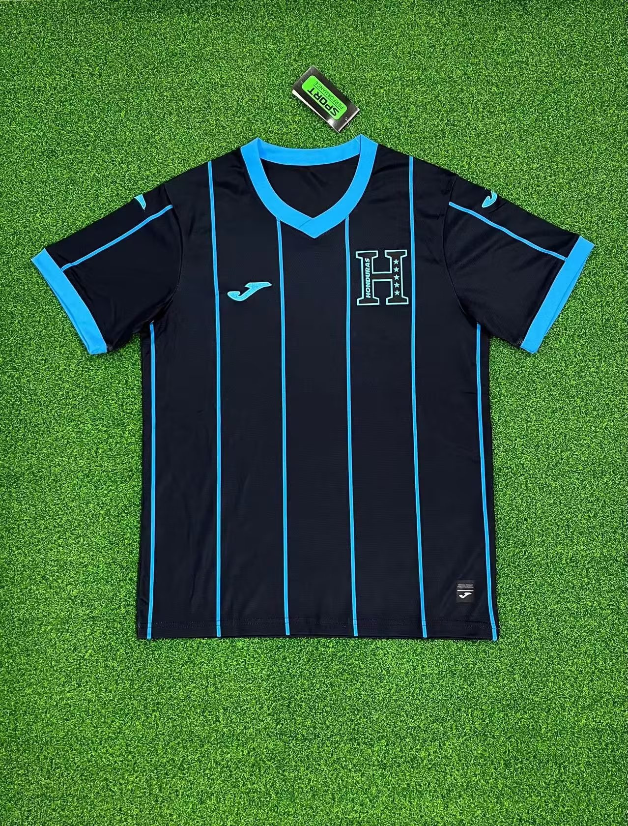 2425  Honduras Away jersey...Player embroidery version