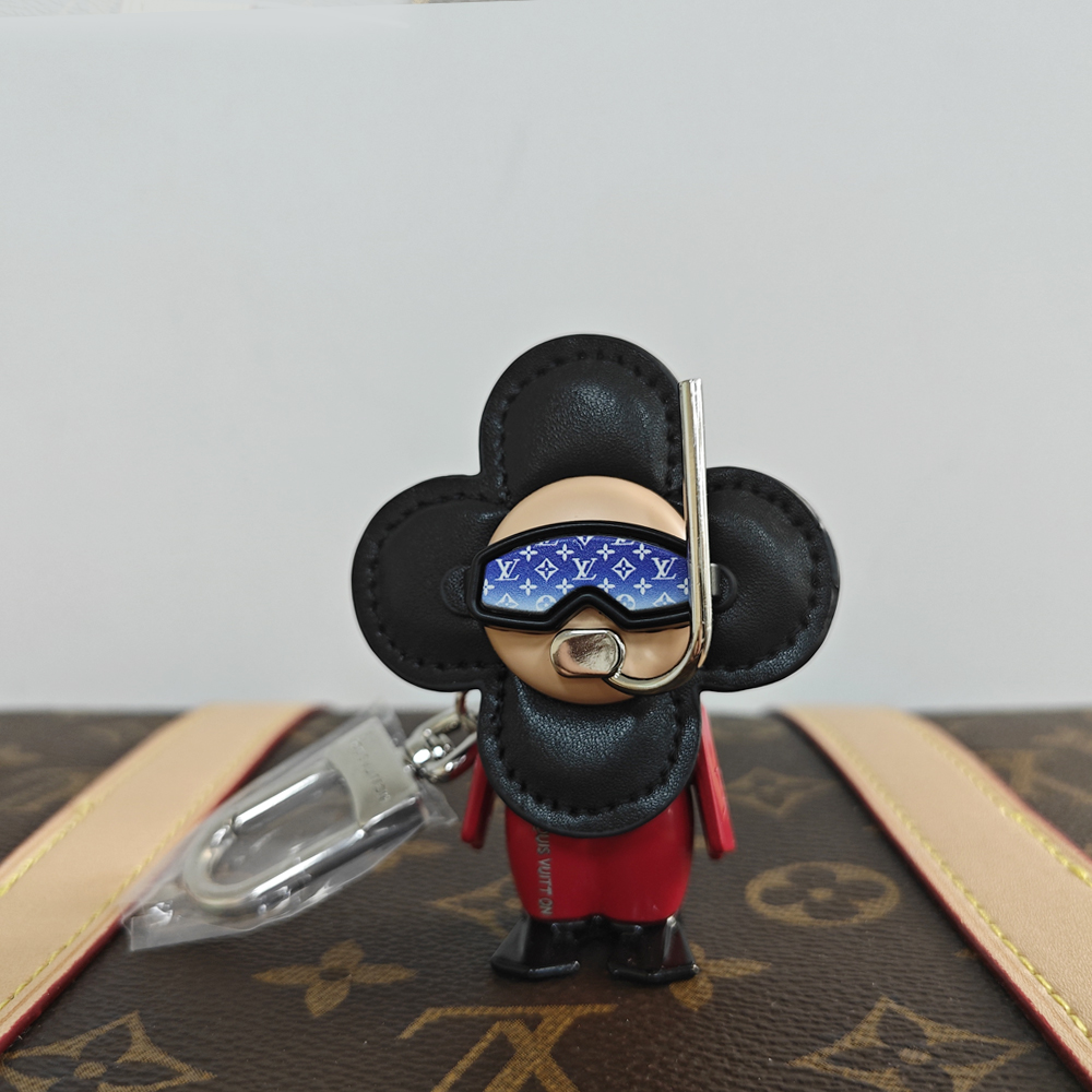 Louis Vuitton LV Vivienne Keychains  (Replica)