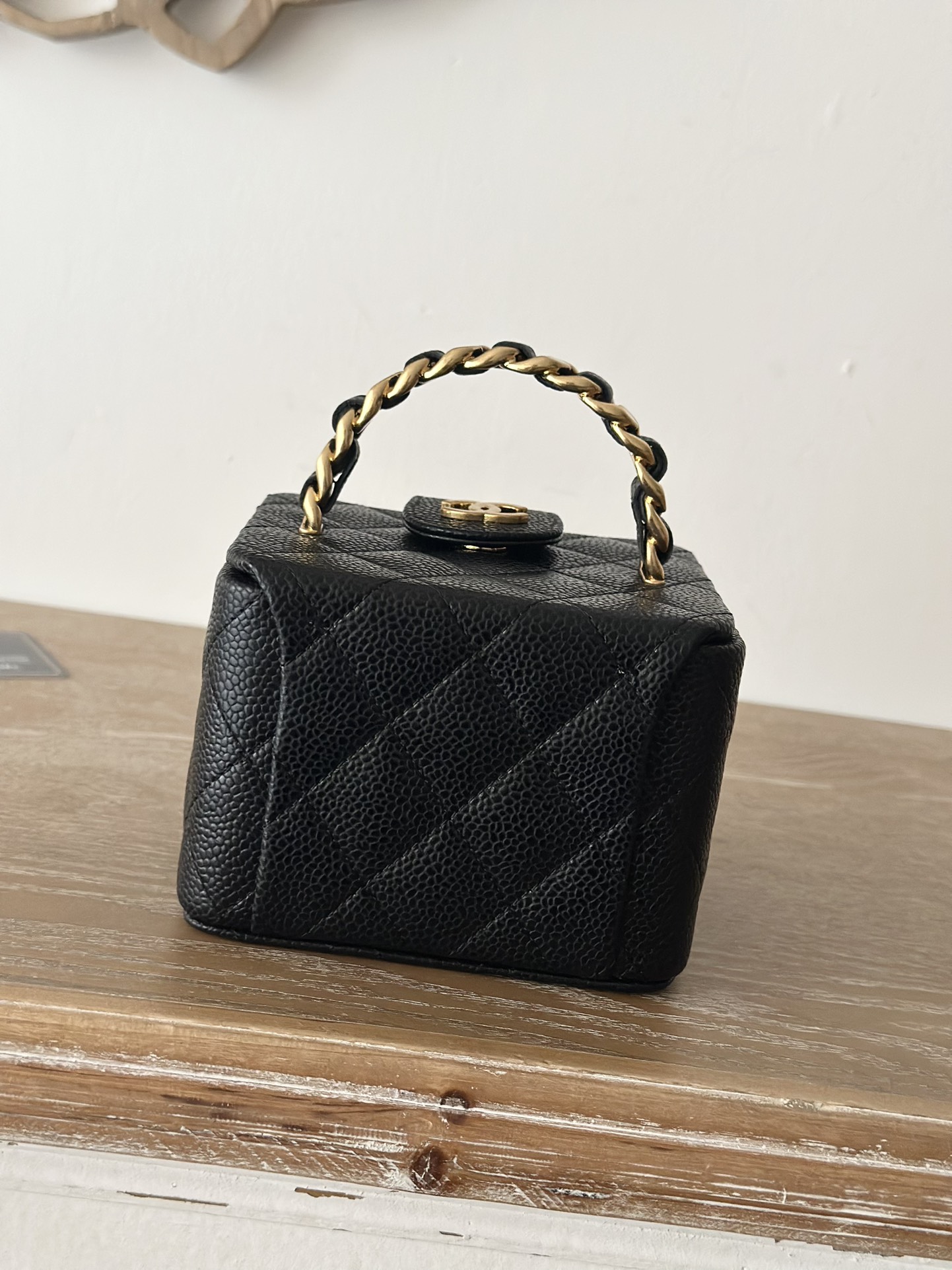TOP CHANEL Vanity Case Calfskin 8.5x11x9.5cm/8.5x22x10cm - Black