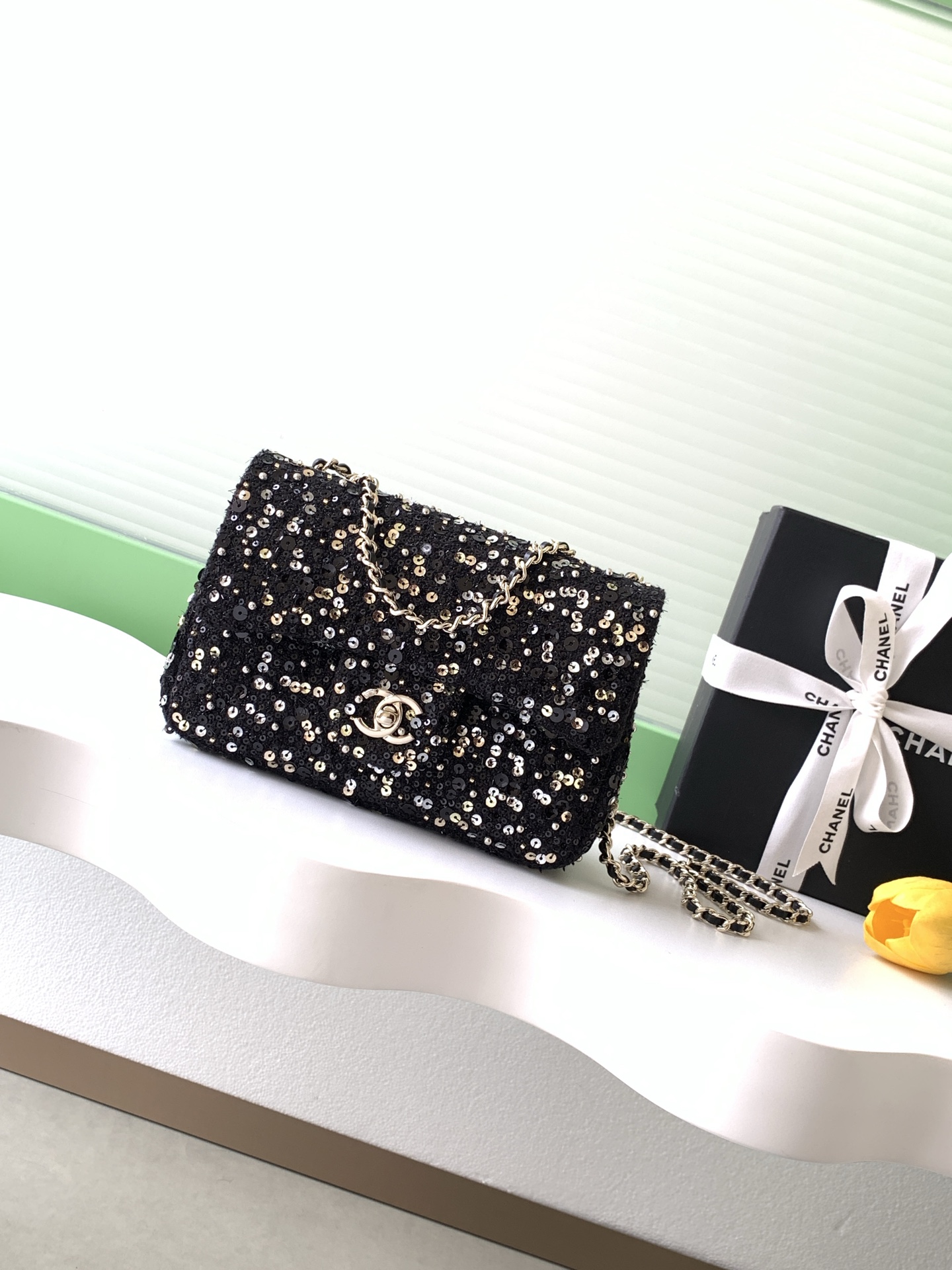 TOP CHANEL Classic Flap Bag CF Sequins 21*14*8cm - 2 Colors