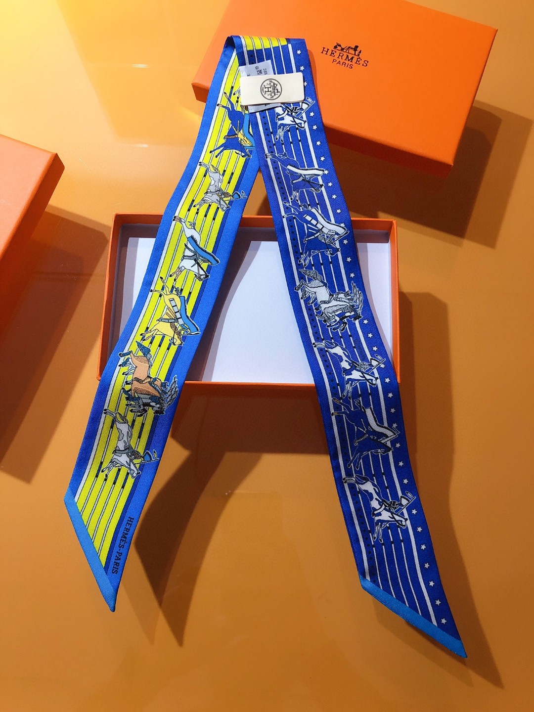 TOP HERMES Chef Pawnee Twilly Scarf 86 x 5 cm - 4 Colours