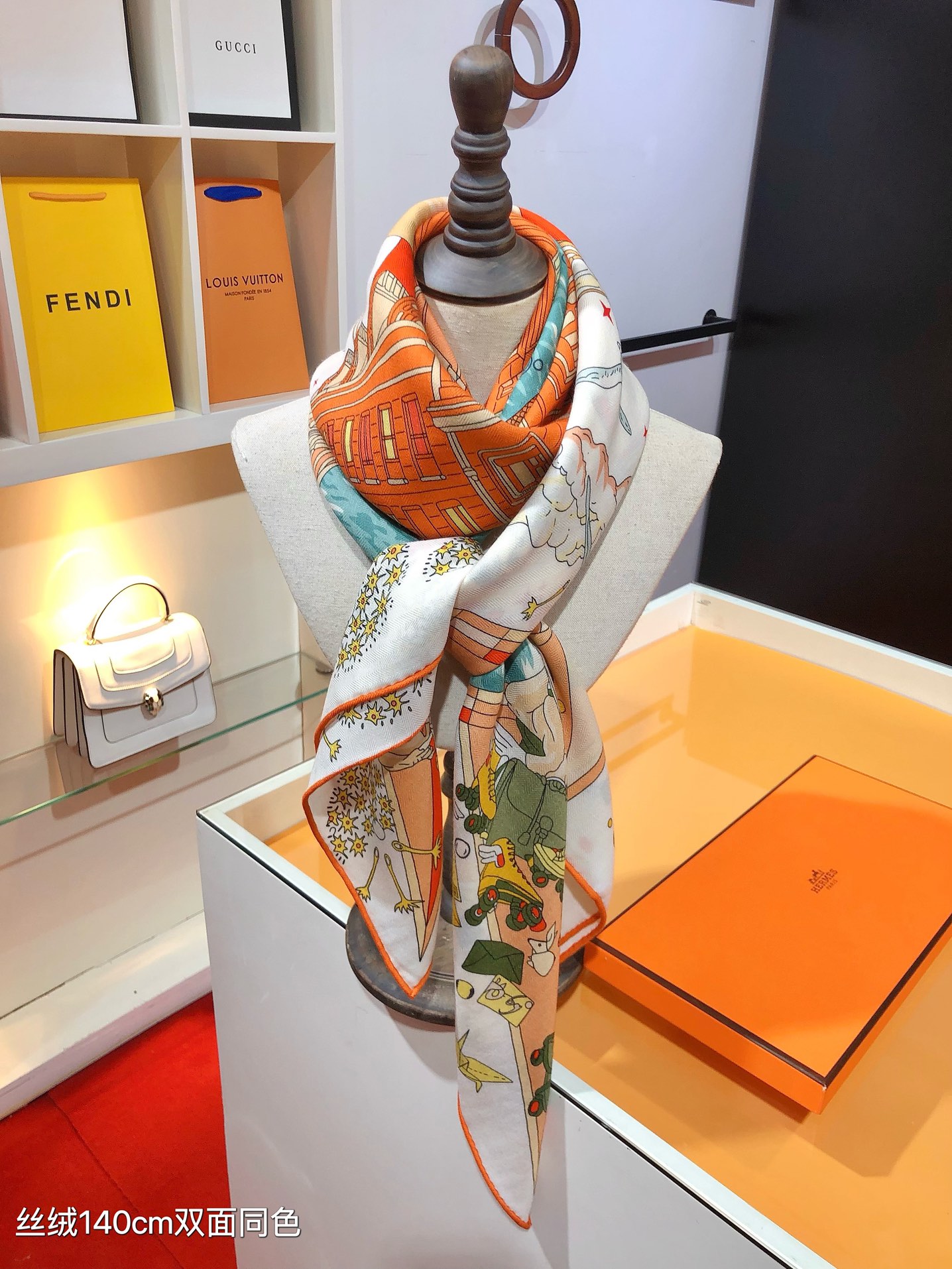 TOP HERMES Square Scarf 140 x 140 cm - 3 Colours