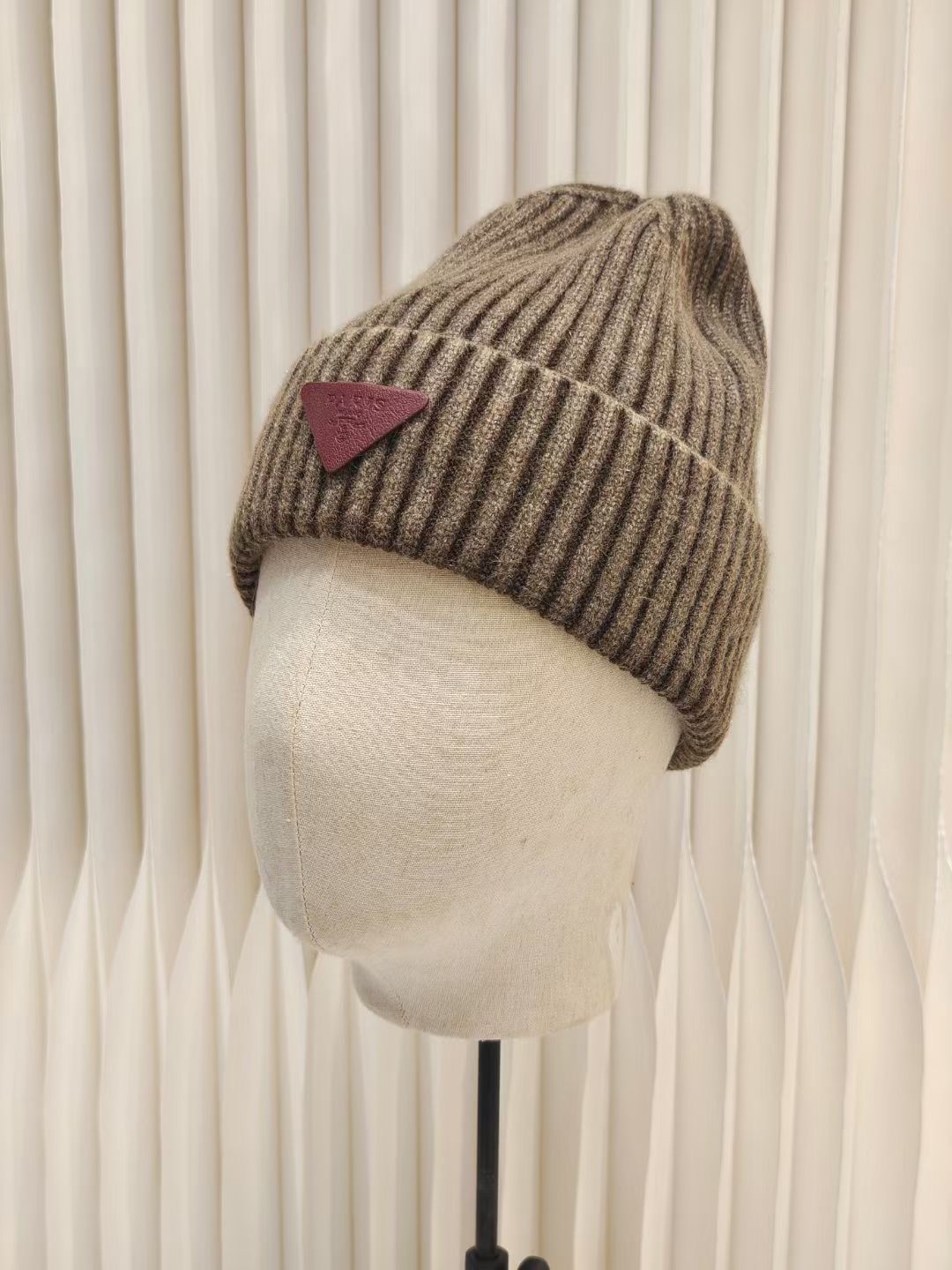 TOP PRADA Knitted Hat - 4 Color