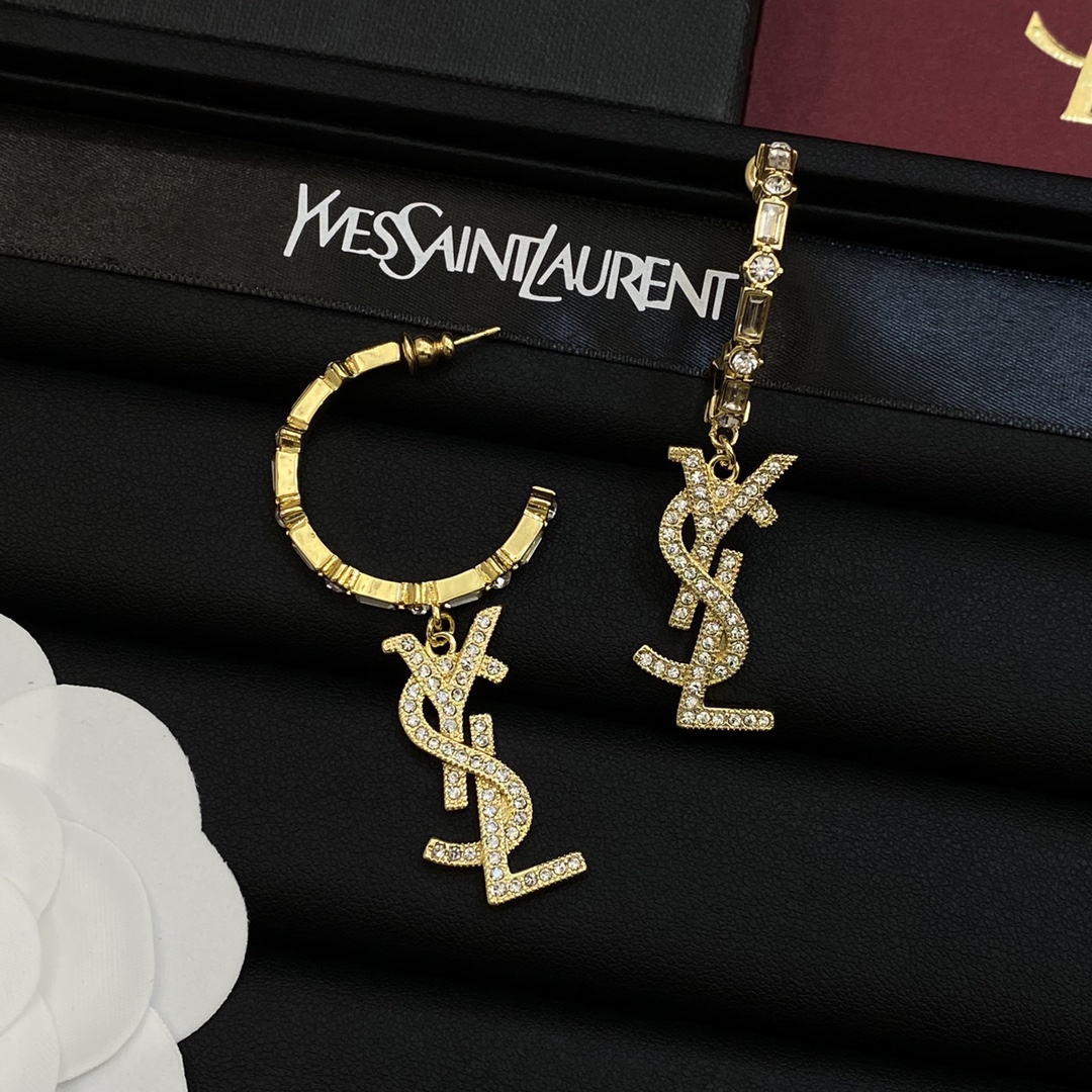 TOP Yves Saint Laurent YSL Earrings with Diamonds Logo - Gold