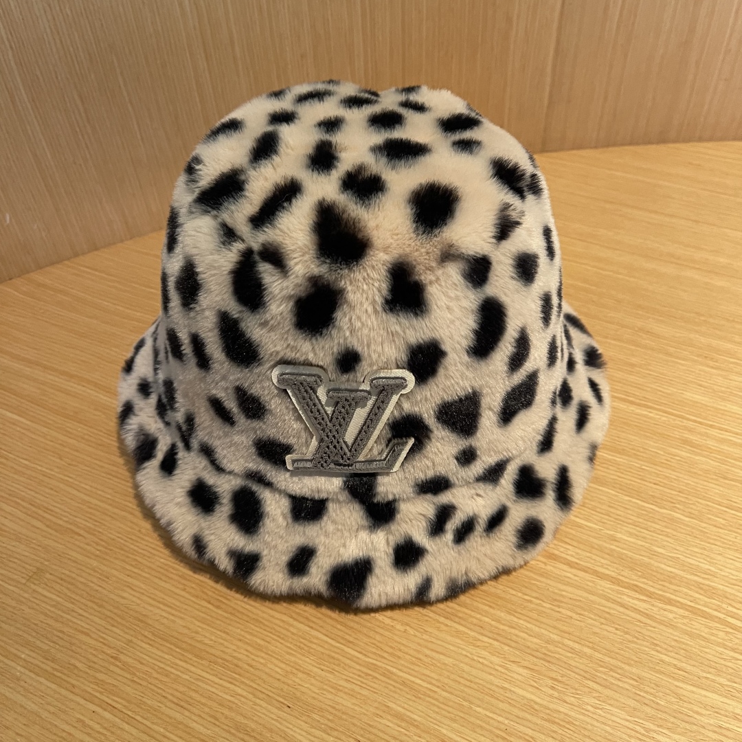 TOP Louis Vuitton LV Fisherman's Hat - 3 Colors