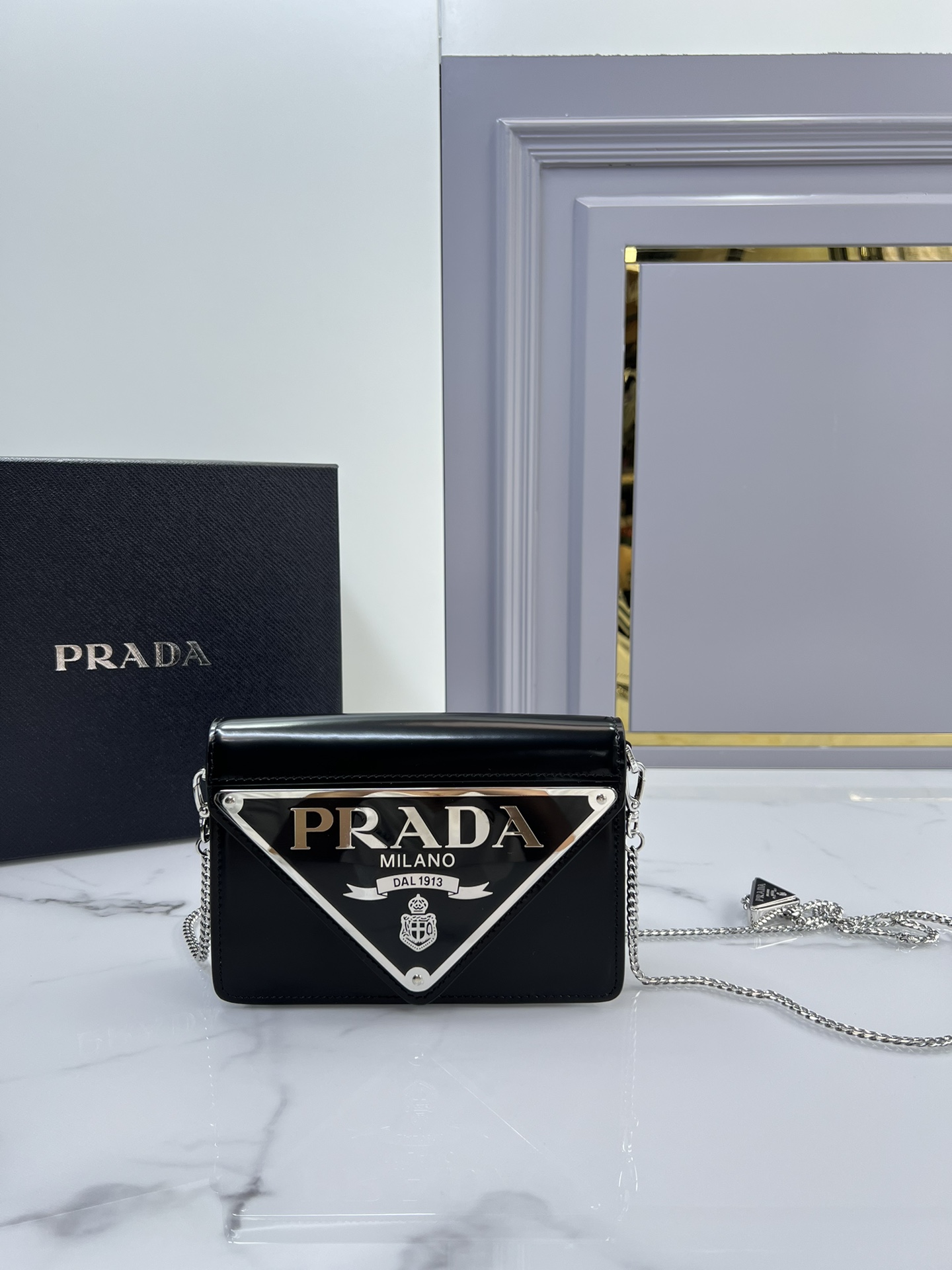 TOP PRADA Cowhide Flap Bag 17*9.5*3.5cm - 2 Colors