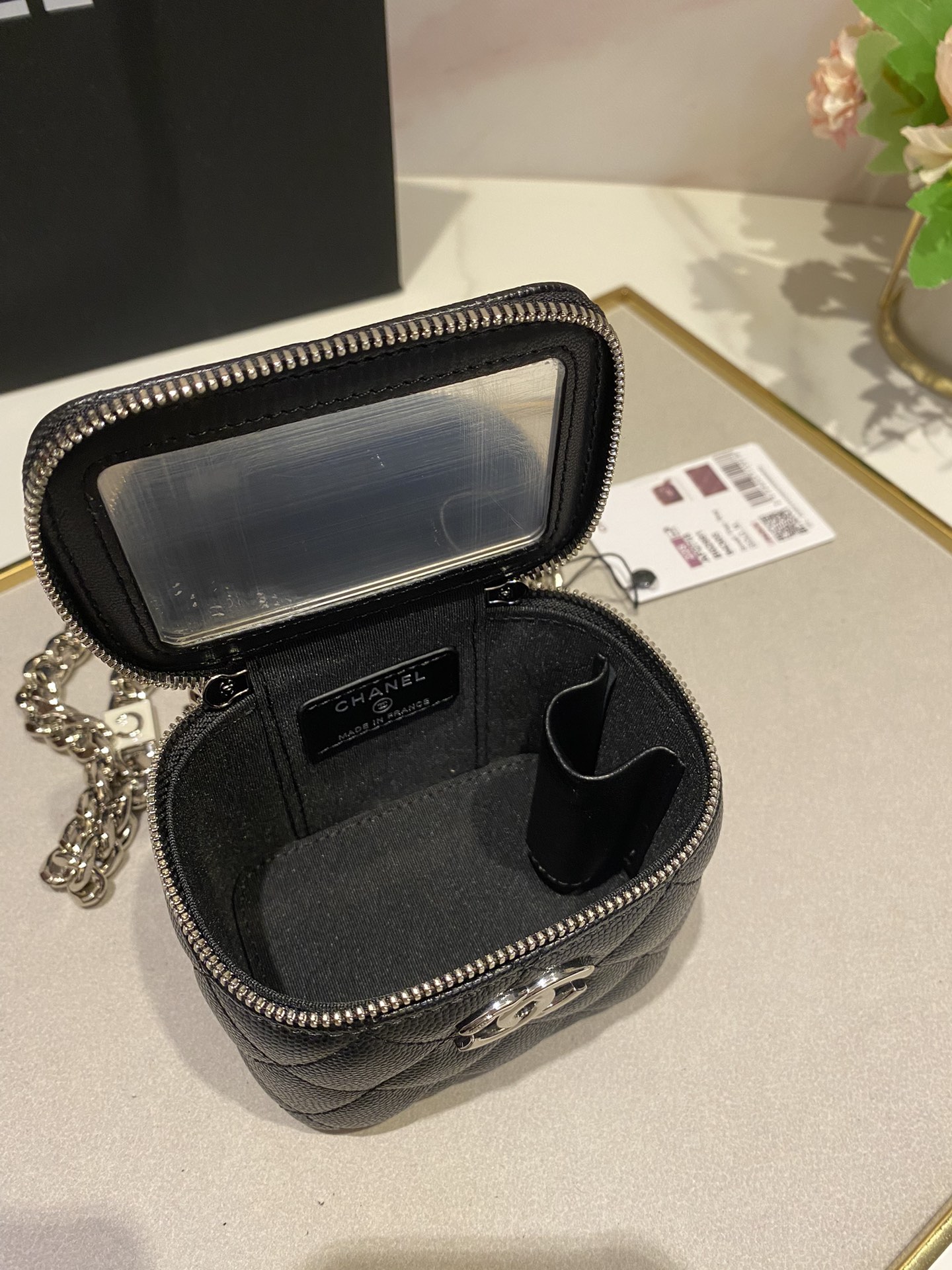 TOP CHANEL Enamel Buckle Chain Box 12*9*7cm  - SHW