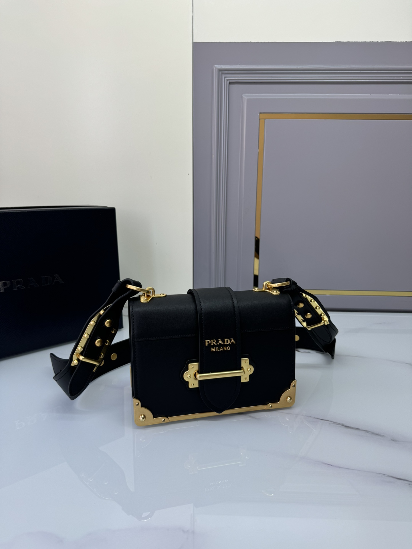 TOP PRADA Leather Bag 19X14cmX9cm - Black
