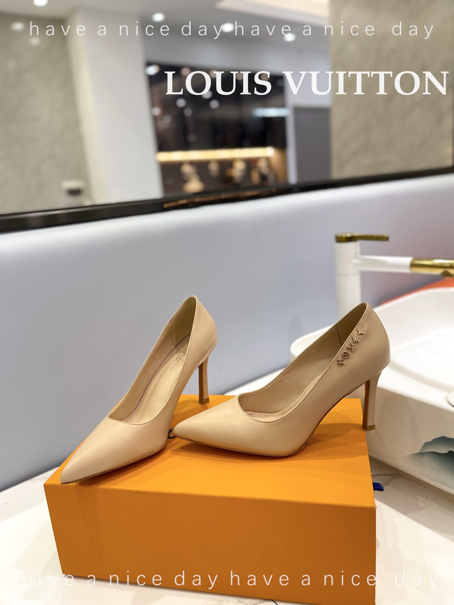TOP Louis Vuitton LV Pumps - 6 Color
