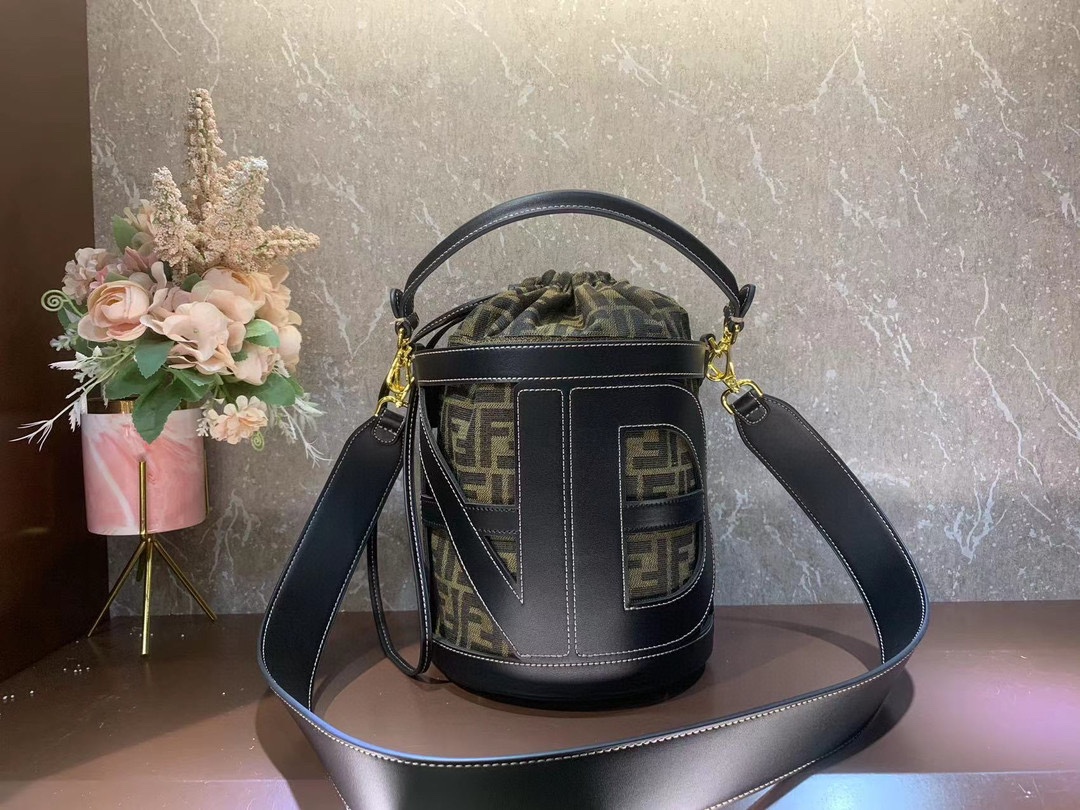 TOP FENDI Step OUt Medium Bucket Bag - Five Bags