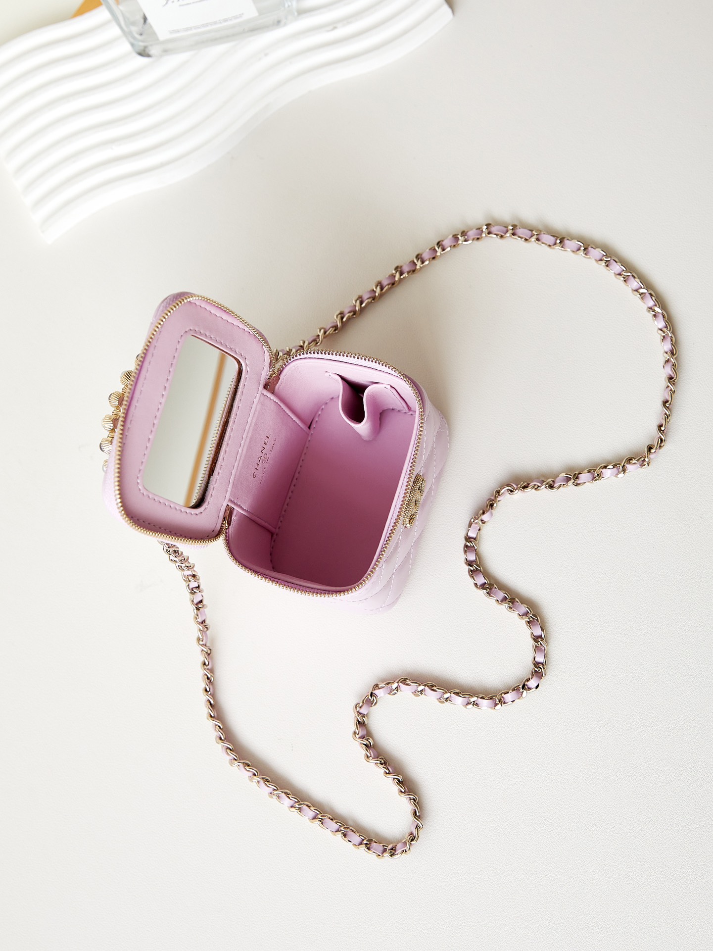 TOP CHANEL 24P Limited Edition Pearl Handle Vanity Case 8.5*11*7cm - 5 Colour&GHW