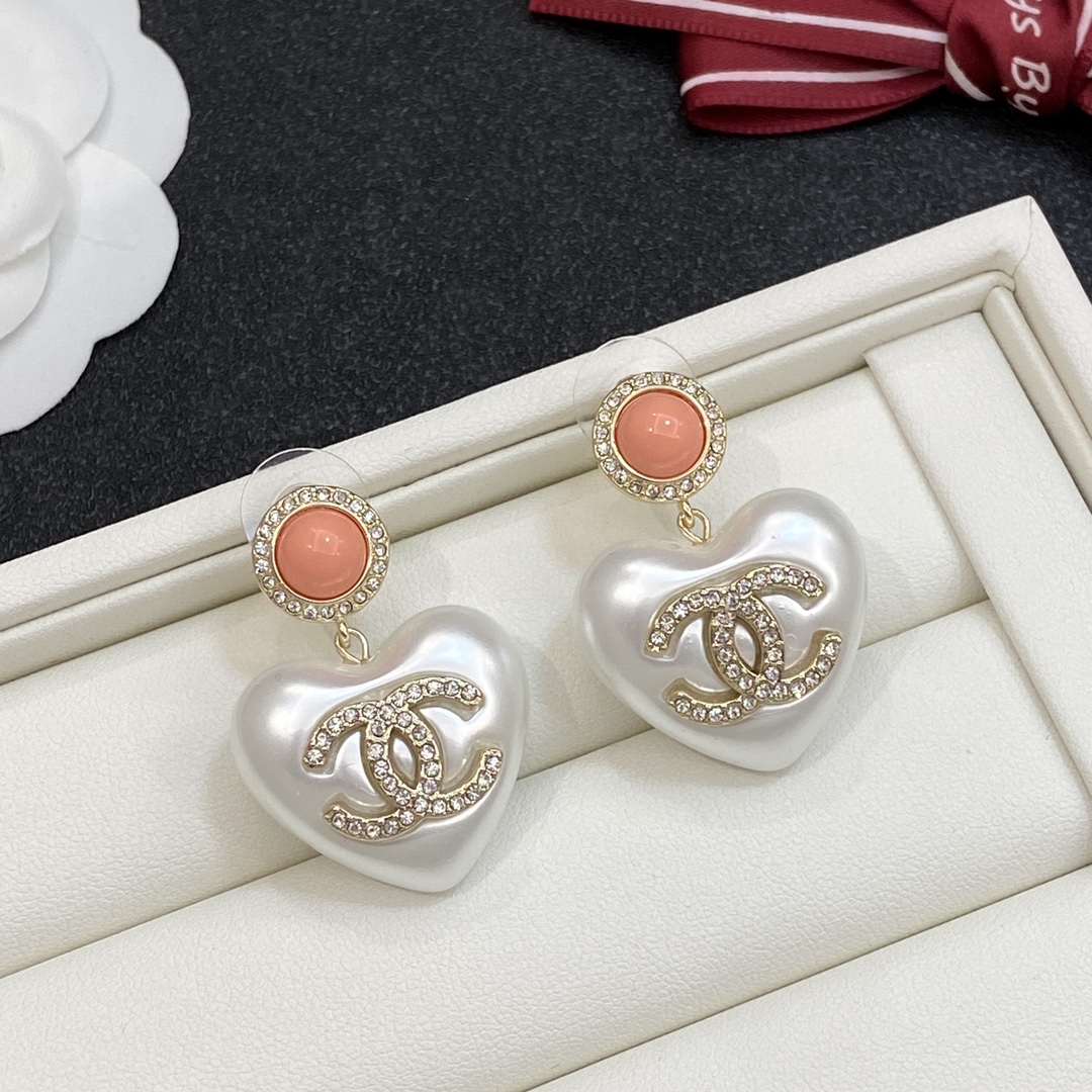 TOP CHANEL Earrings- Gold