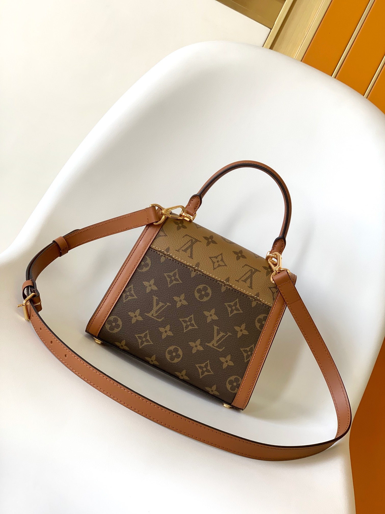 TOP Louis Vuitton LV Dauphine Capitale Handbags 17.5x17.5x9CM - Brown&GHW