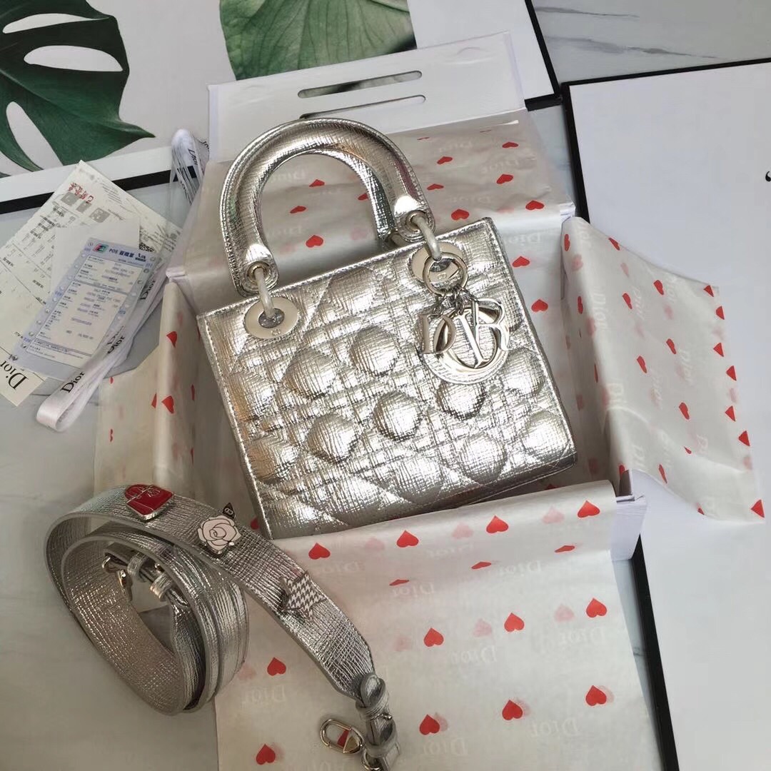 TOP Christian Dior Lady Dior Bag with Dior Lucky Badges 20*17*9cm/17*7*15cm - Sliver