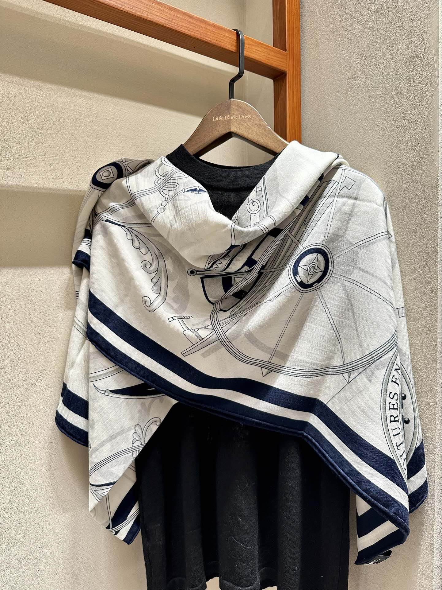 TOP HERMES Square Scarf 140*140cm  - White