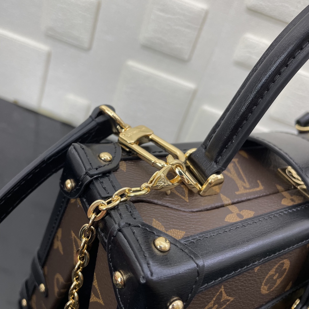 Louis Vuitton Petite Malle M45943