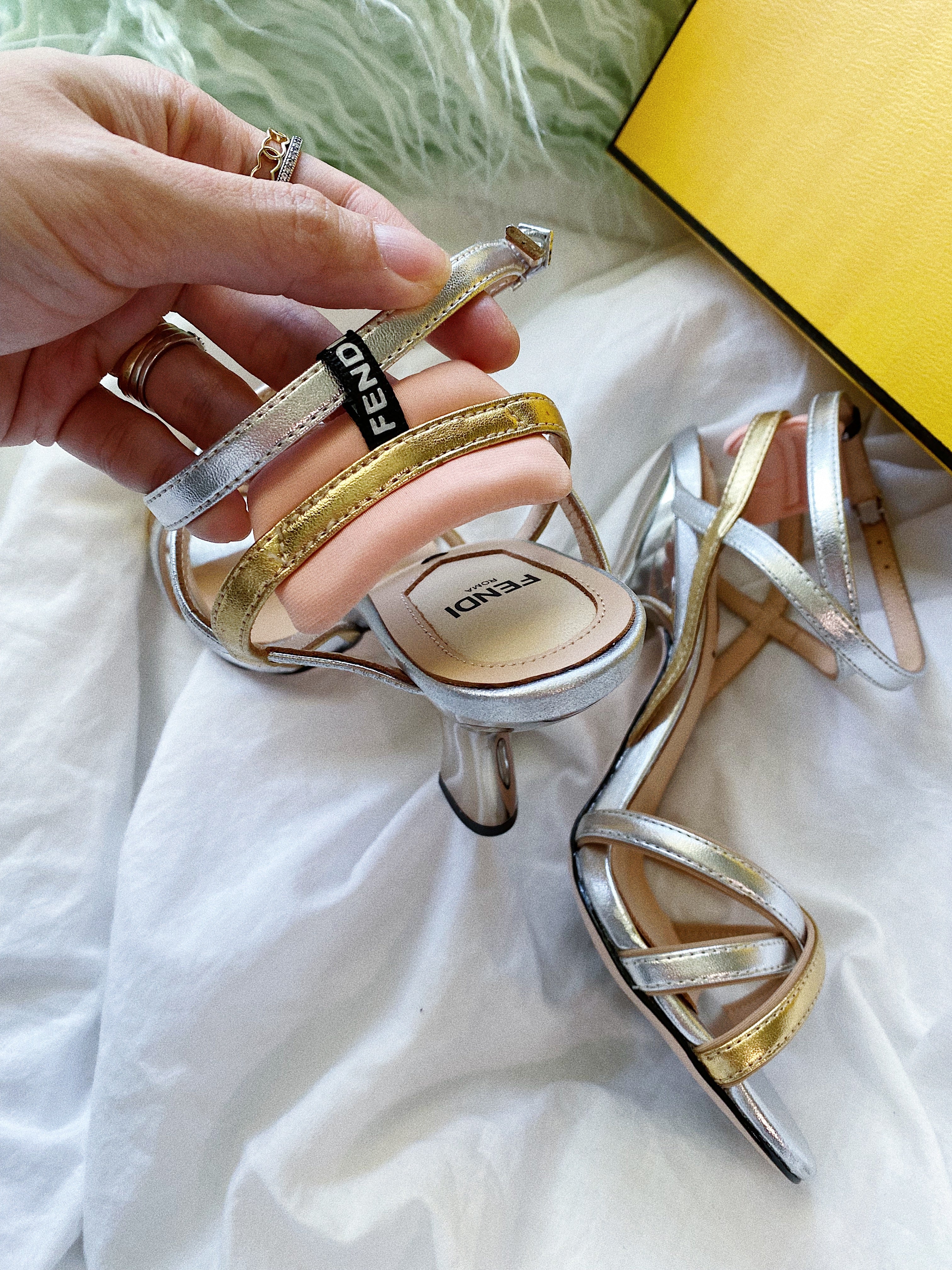 TOP FENDI FENDI Colibri Strappy Metalic High Heels - Gold