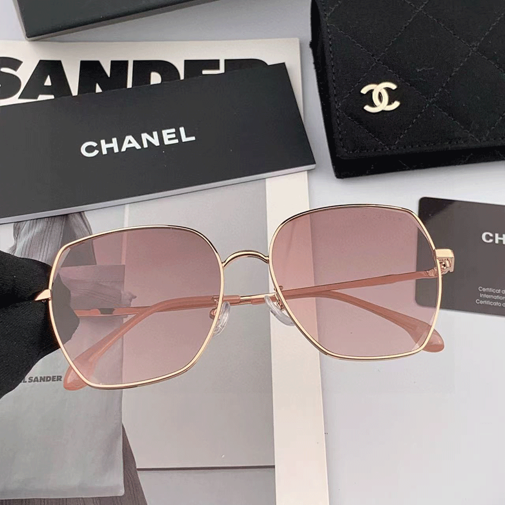 Chanel Outdoor Casual Sunglasses (Replica)
