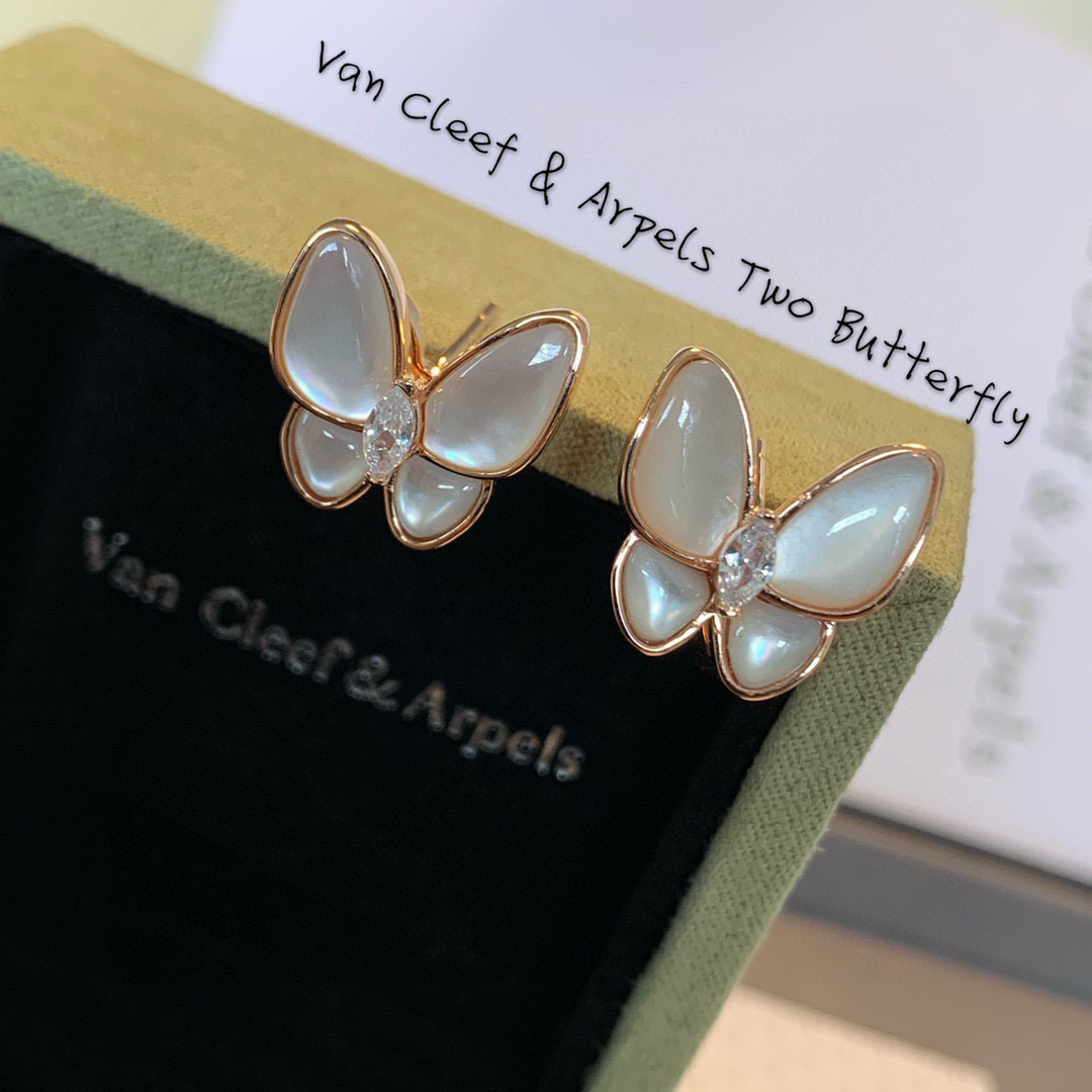 TOP Van Cleef & Arpels Butterfly Earrings-Gold