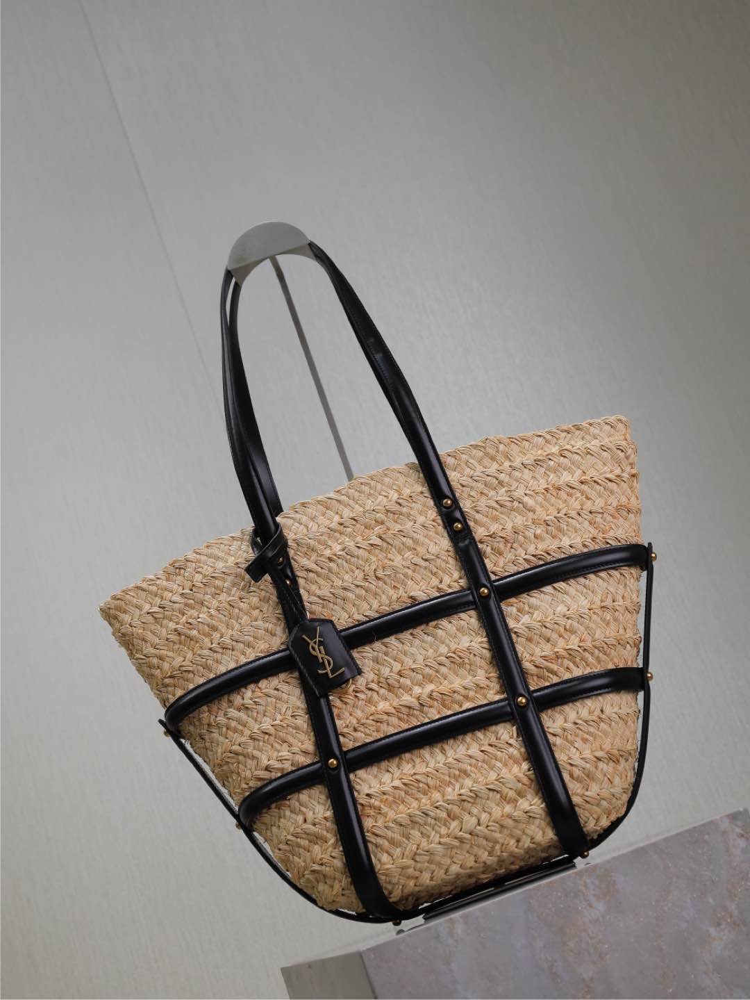 TOP Yves Saint Laurent YSL Panier Medium-Sized Handbag 40*29*19cm - Beige