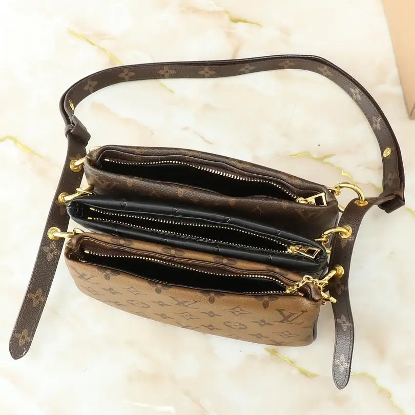 Louis Vuitton LV Lv3 Nicolas Ghesquière Clutch Bag Crossbody Bag Shoulder Bag M45412