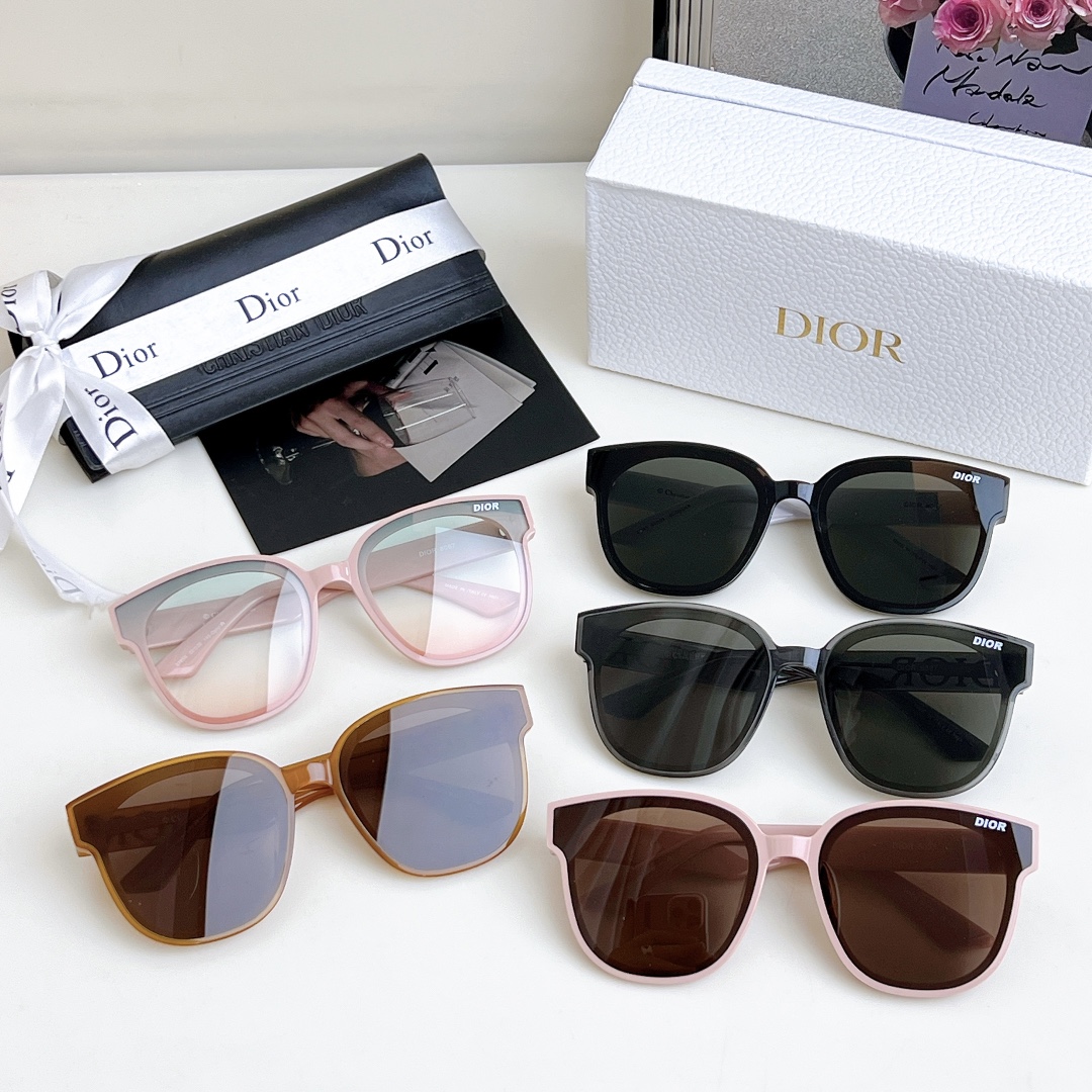 TOP Christian Dior Sunglasses - 5 Color