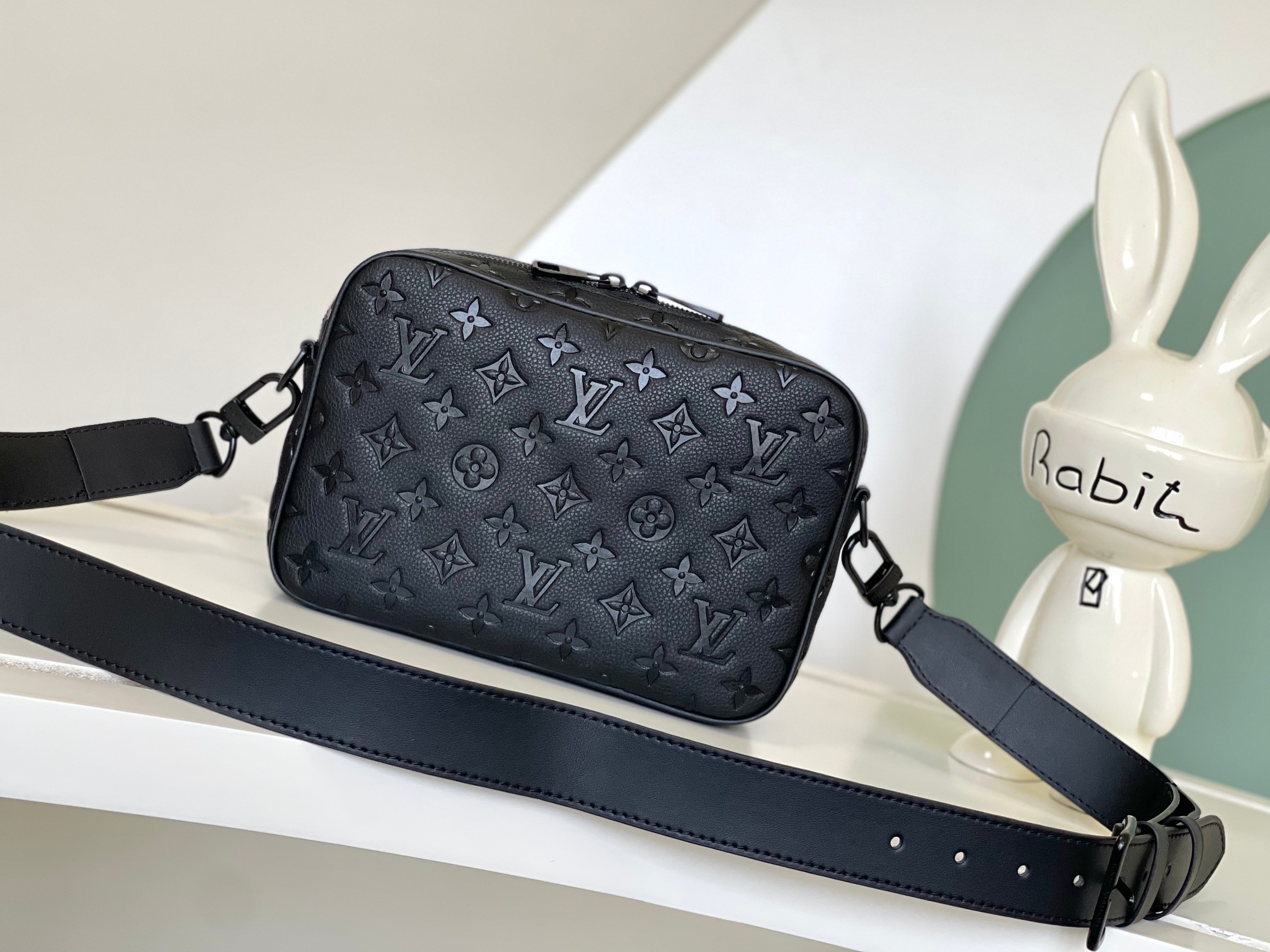 TOP Louis Vuitton LV Monogram Leather Steamer Messenger Bag  24x17x5CM-Black