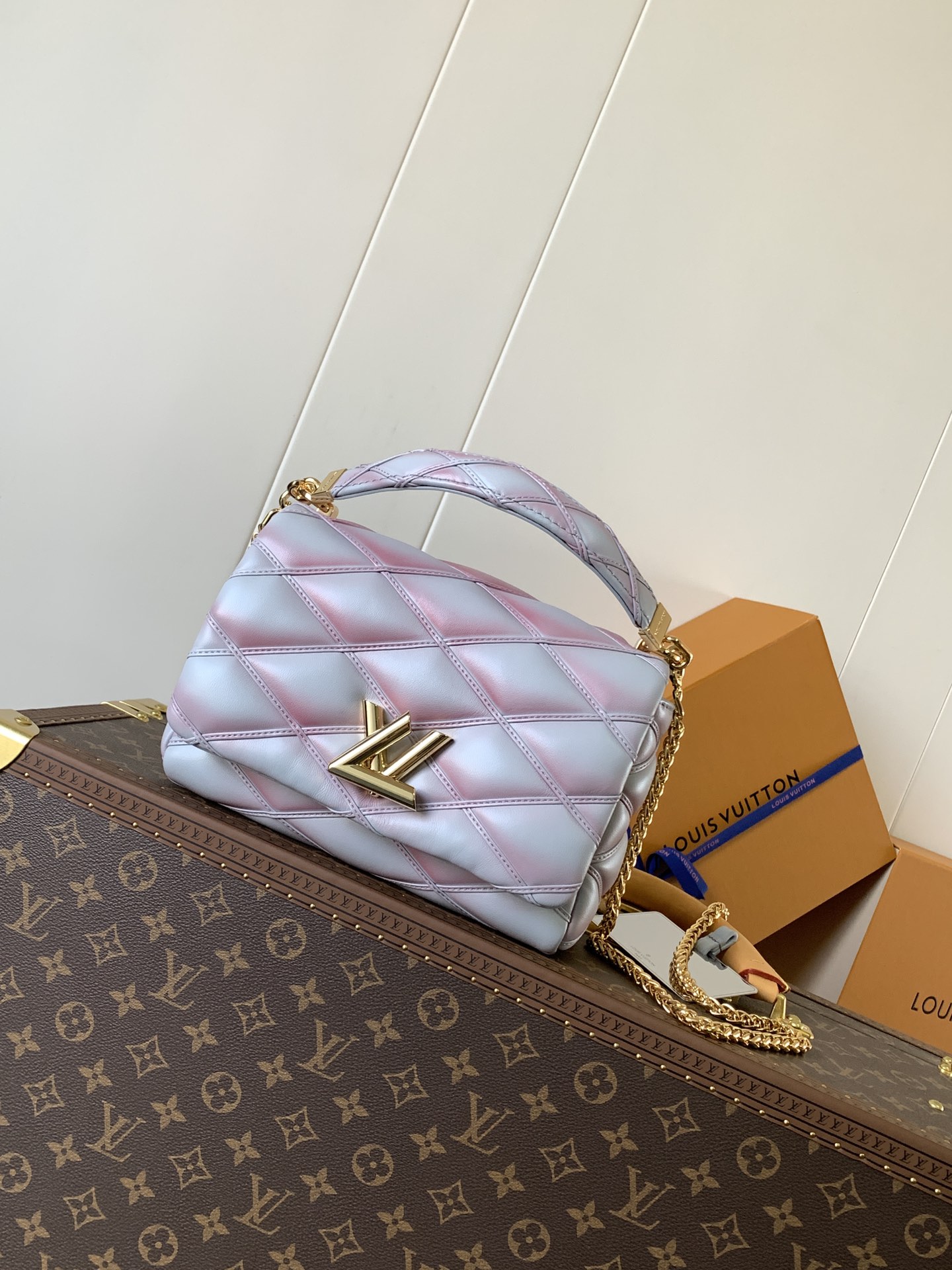TOP Louis Vuitton LV Twist MM Bag 23x16x10CM - 5 Colors
