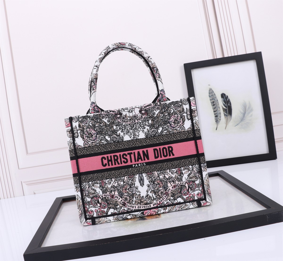 TOP Christian Dior Butterfly Around The World Book Tote Bags 26.5cm/36cm/41cm - 3 Sizes