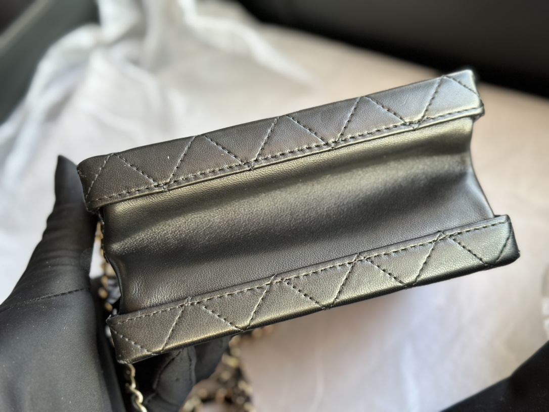 TOP CHANEL Mini Box Bag 11.5 X15 X8.5 cm - Black