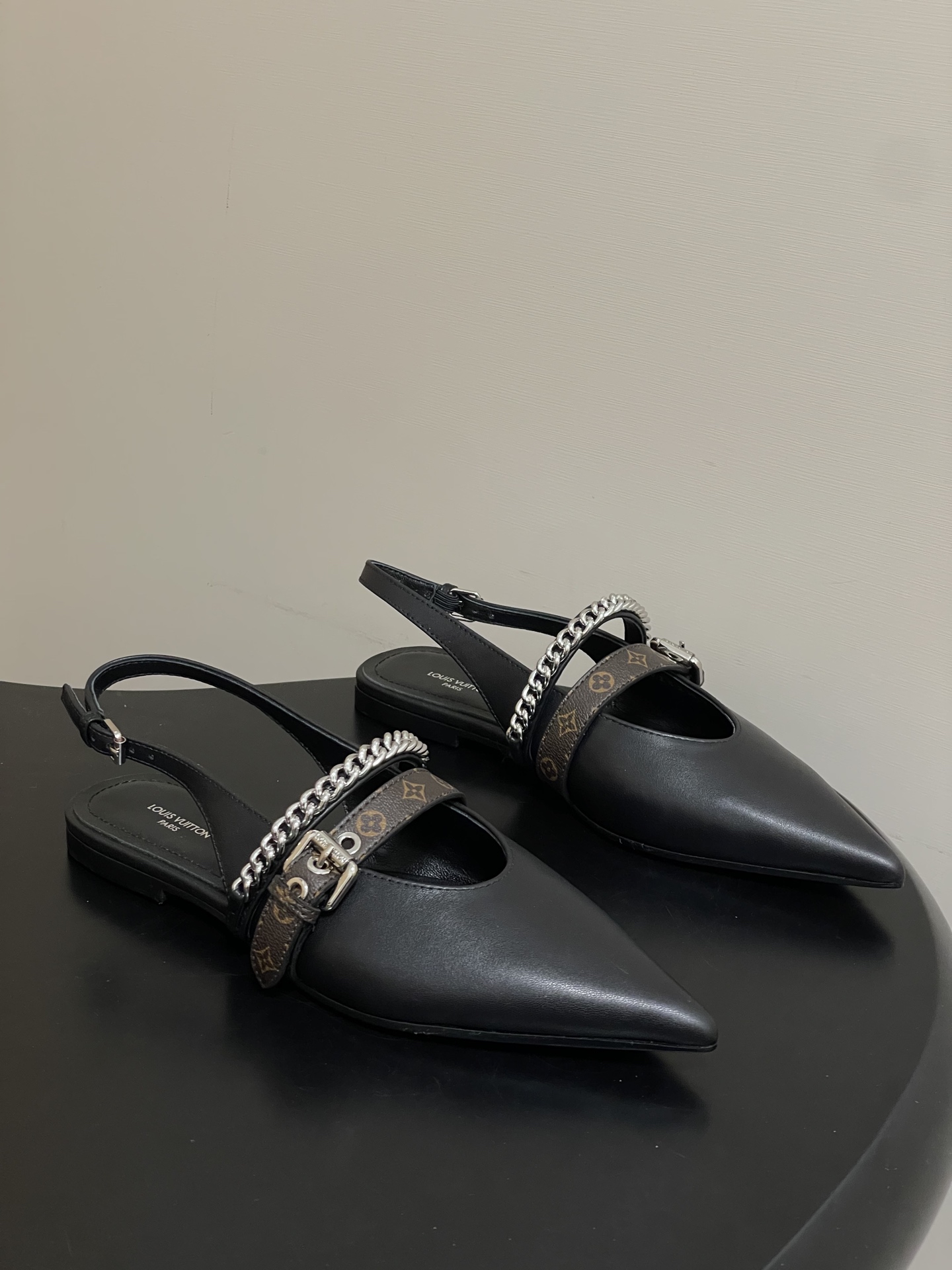TOP Louis Vuitton LV Flat Mules - 5 Color
