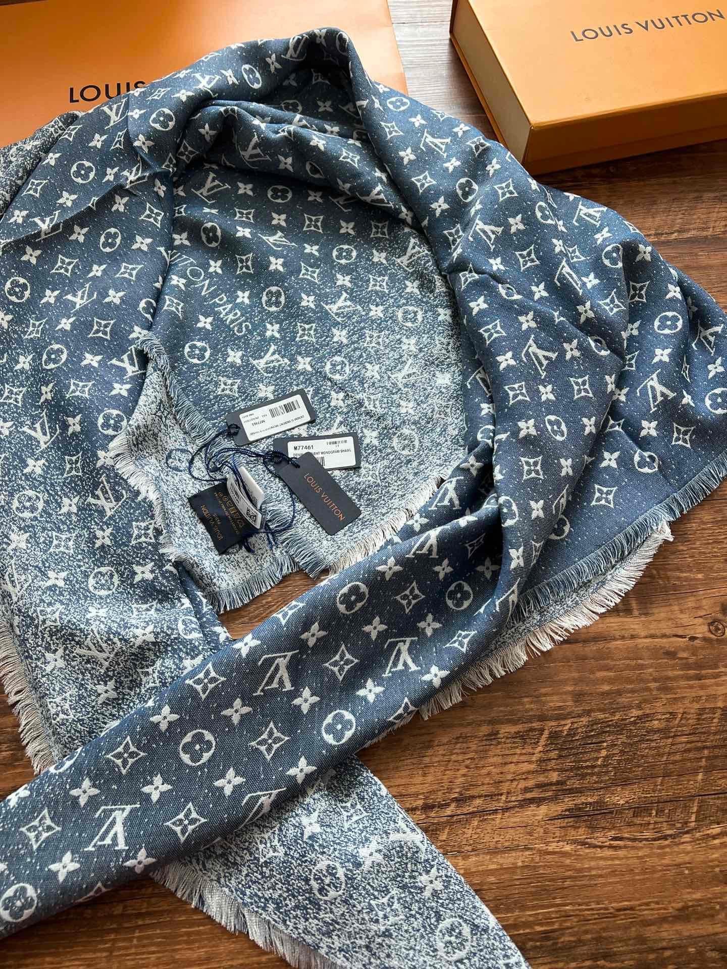 TOP Louis Vuitton LV L*V Monogram Classic Presbyopia Retro Gradient Jacquard - Blue
