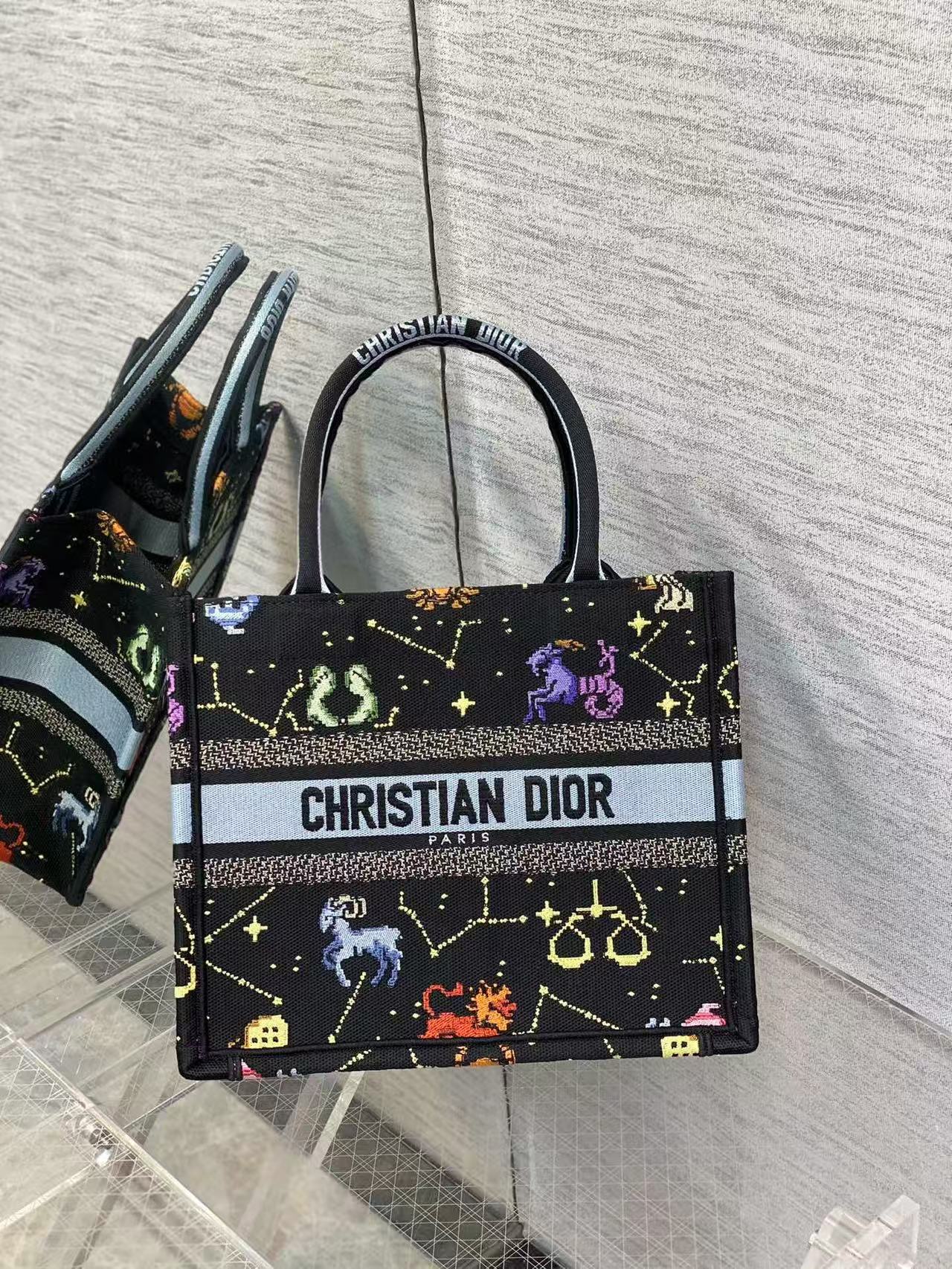 TOP Christian Dior  Book Tote Bag - 3 Sizes - Black
