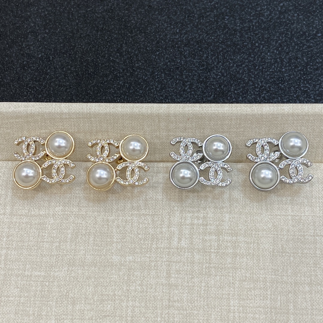 TOP CHANEL Earrings- 2 Colors