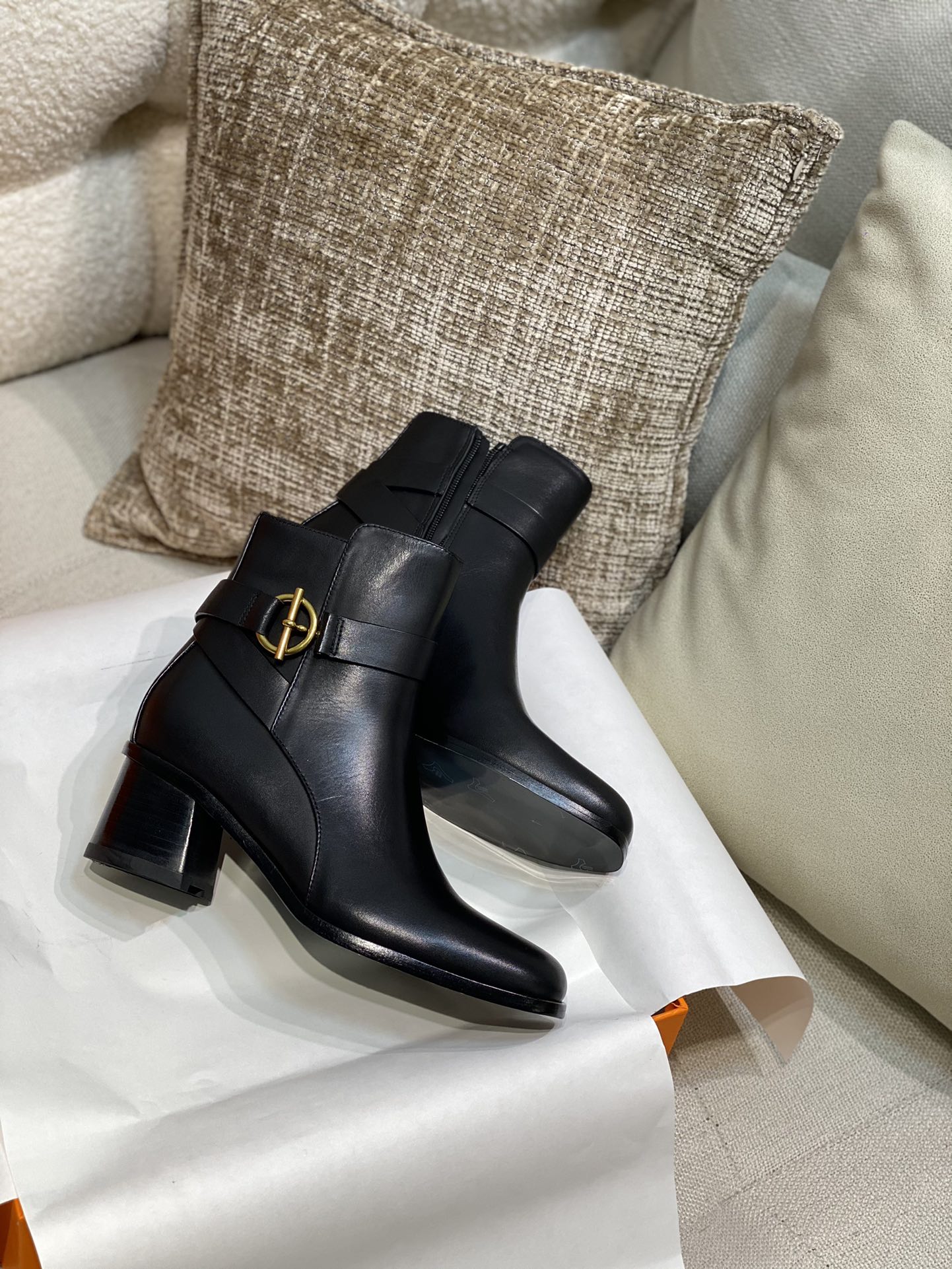 TOP HERMES 6cm High Heel Cowhide Boots - 2 Colors