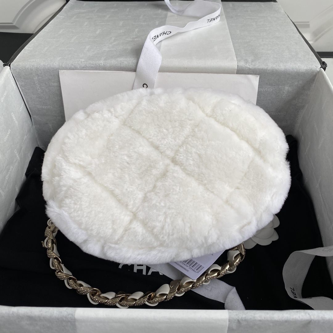 TOP CHANEL Plush Bucket Bag 16*18*12cm - GHW - Black/White